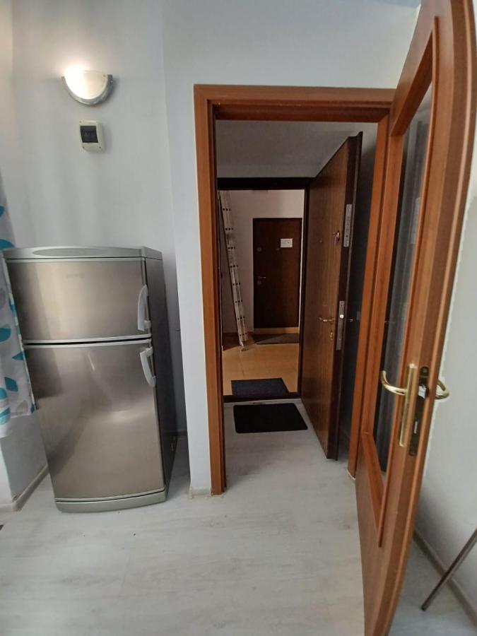 Studios Republicii Braşov Exteriör bild