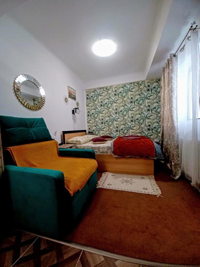 Studios Republicii Braşov Exteriör bild